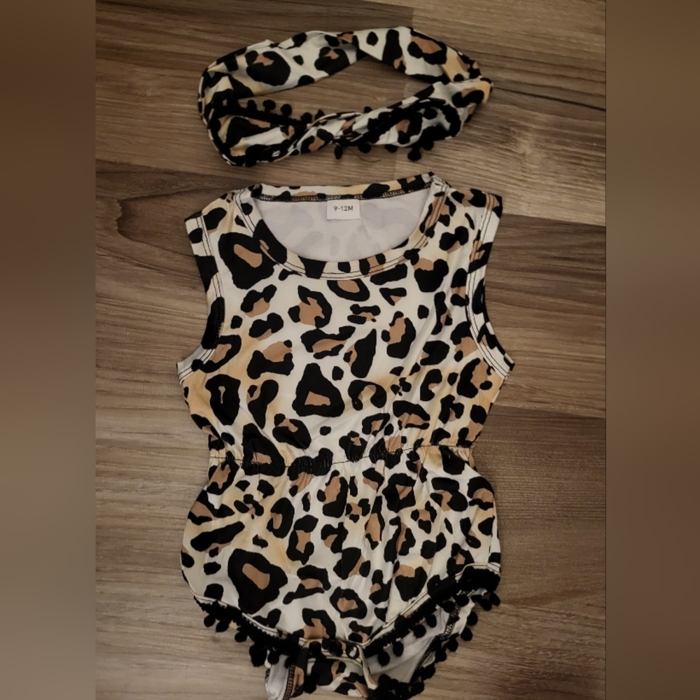 NEW Leopard Romper 9/12 months